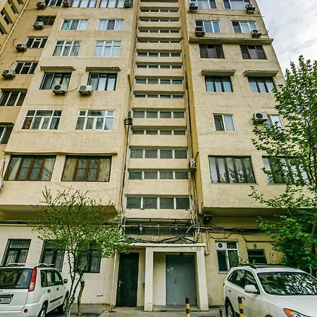 Central Apartment 2 Bedroom And Living Hall Baku Exterior photo