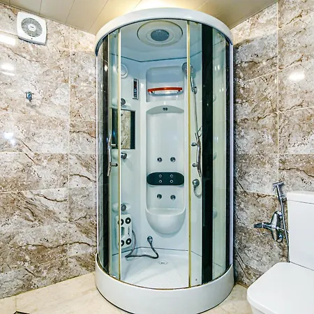 Central Apartment 2 Bedroom And Living Hall Baku Exterior photo