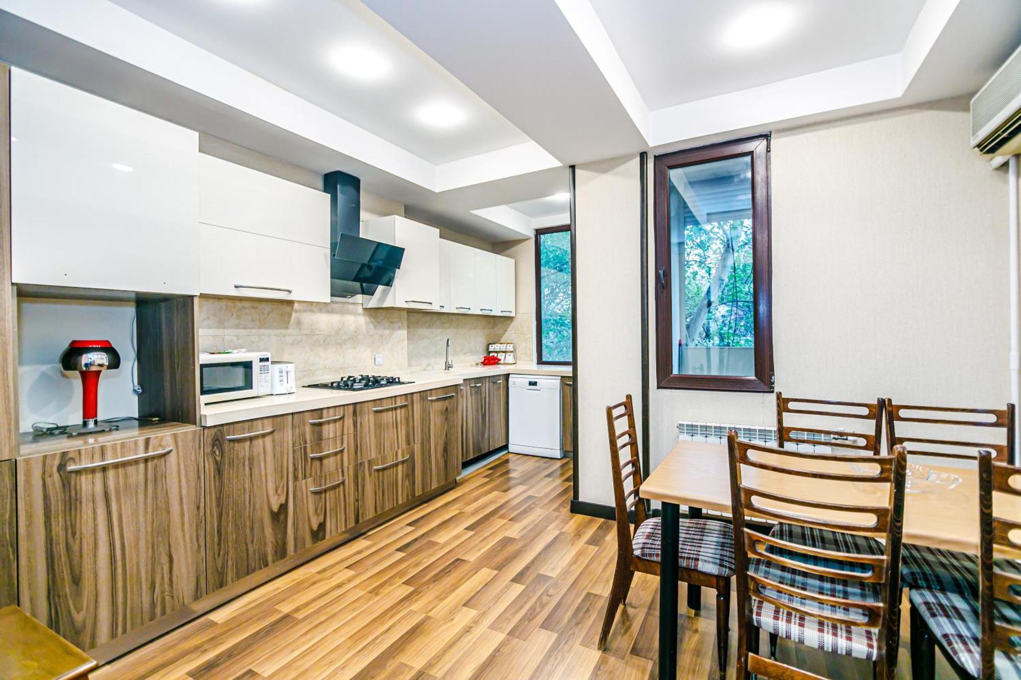 Apartment 2 Bedroom And Living Hall Baku