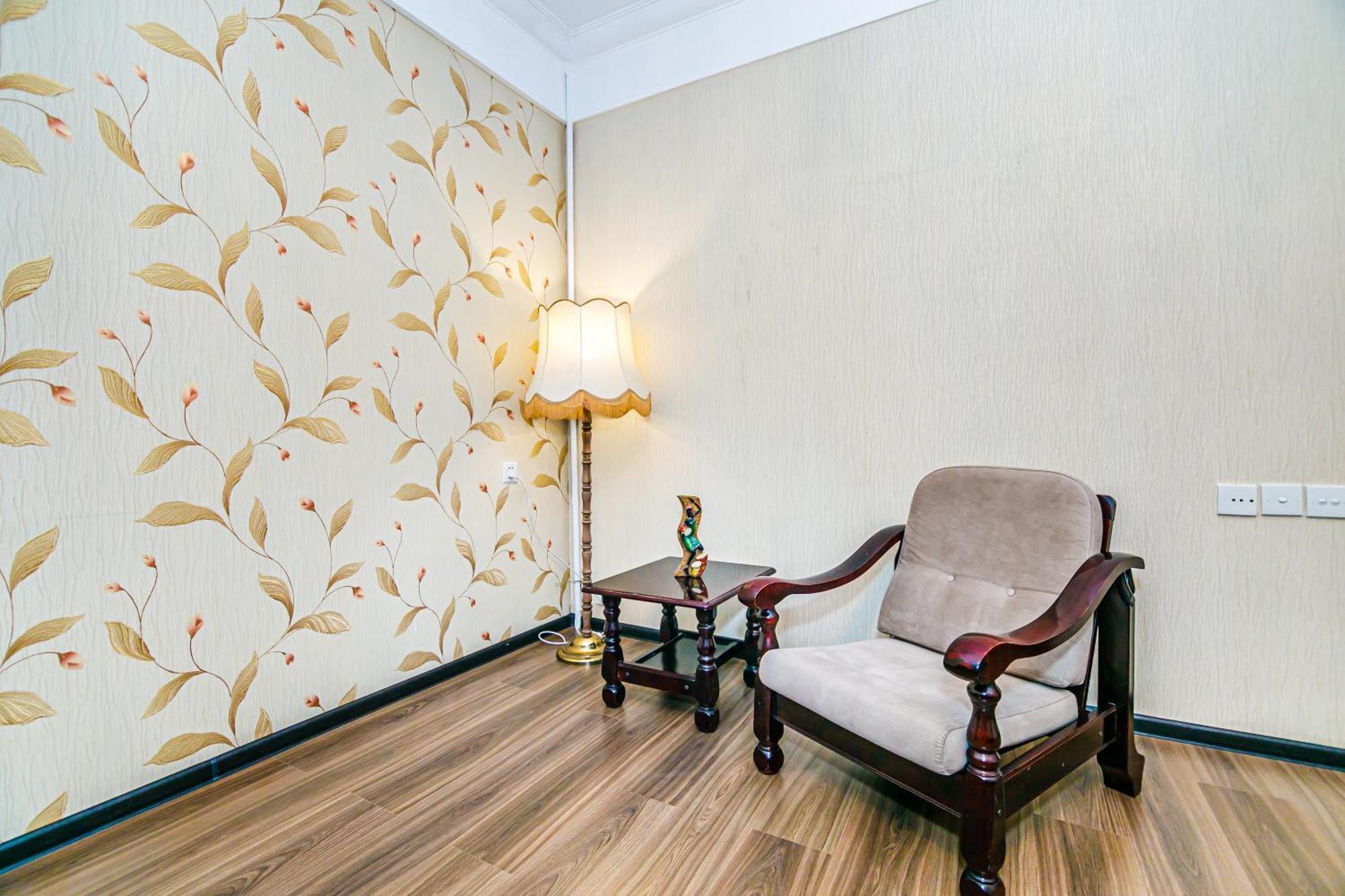 2 Bedroom And Living Hall Apartment *