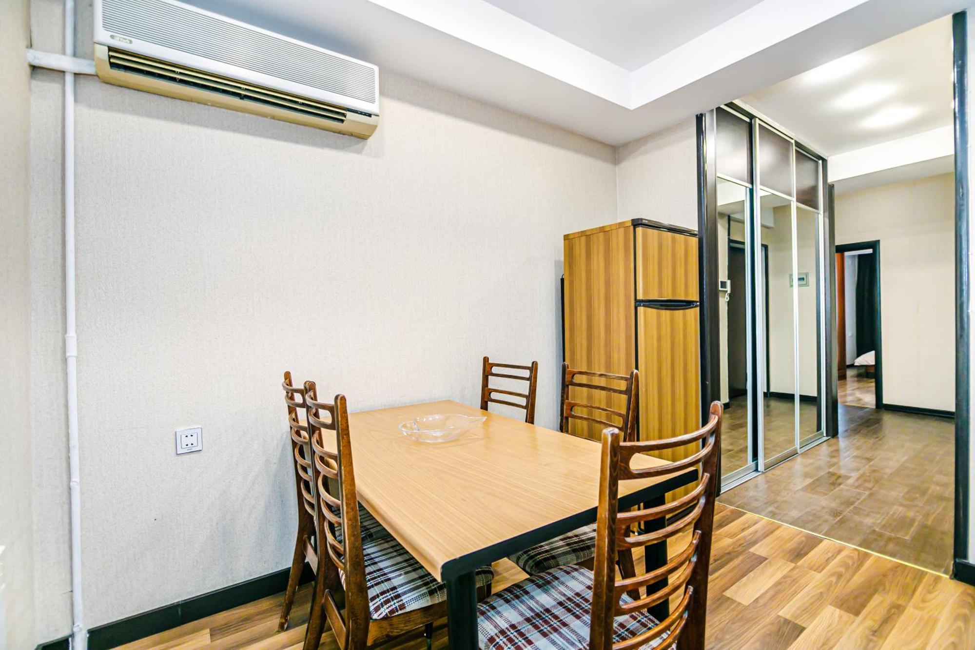 2 Bedroom And Living Hall Apartment Baku