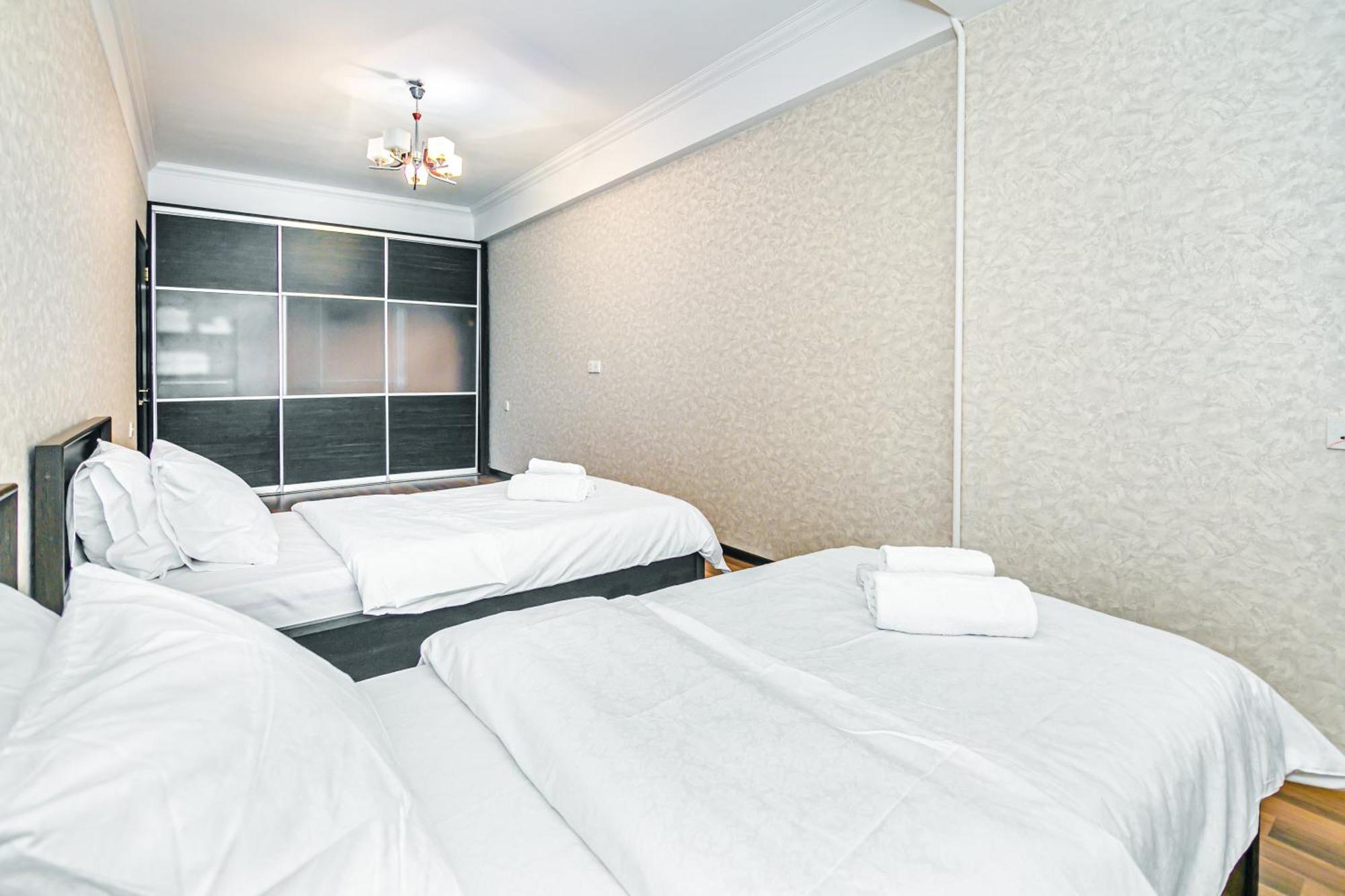 2 Bedroom And Living Hall Apartment