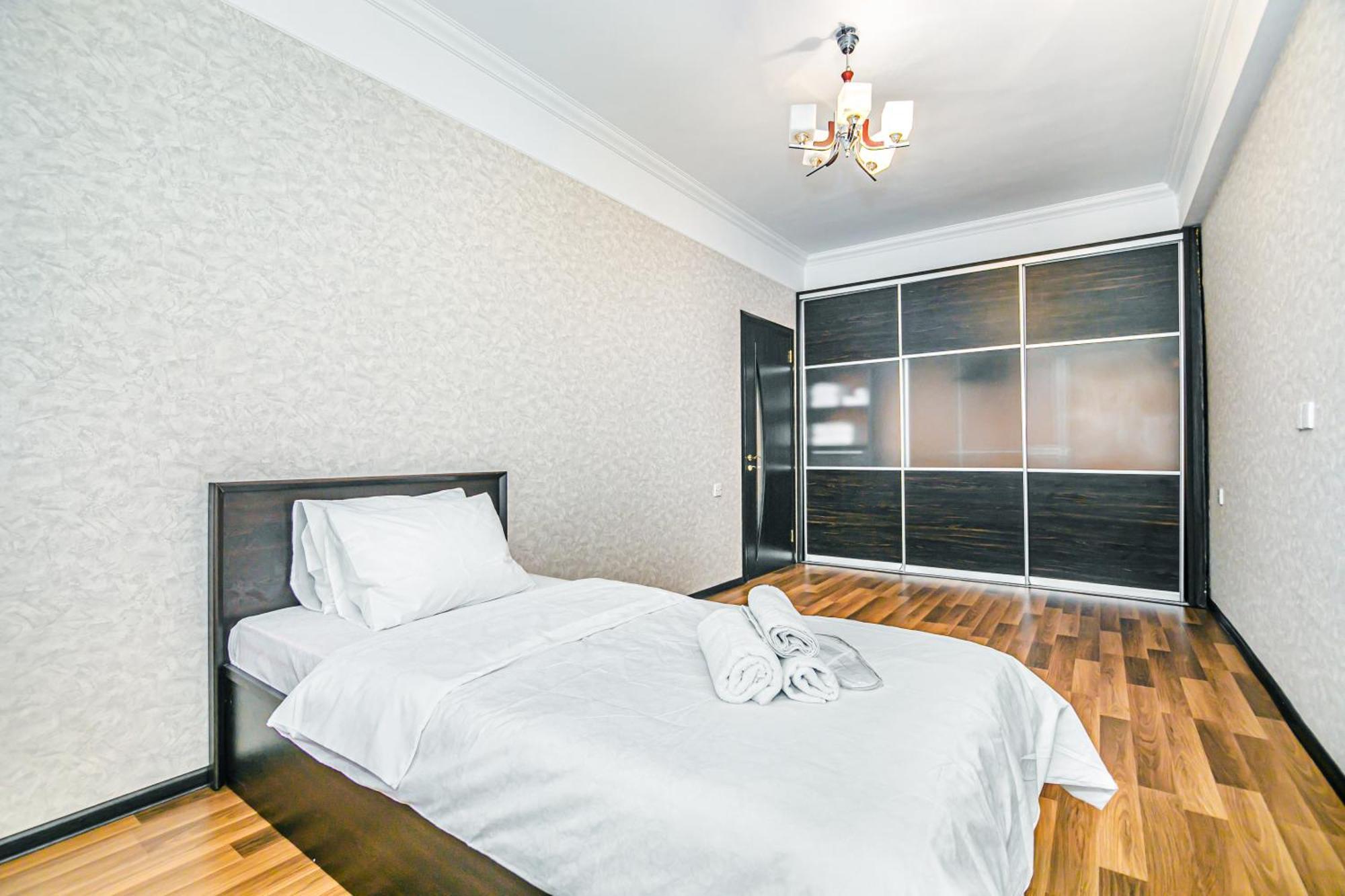 Apartment 2 Bedroom And Living Hall Baku